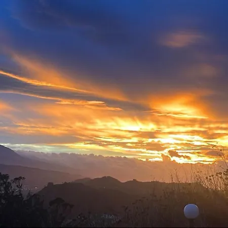 Sunset Teide & La Laguna サンタクルスデテネリフェ